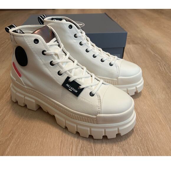 Palladium Womens Revolt Hi TX 97242-127 Star White/Marshmallow Platform Boots 10 - Picture 2 of 7
